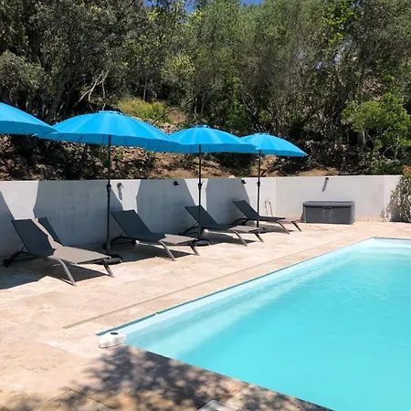 Vila Grande Maison Avec Piscine *