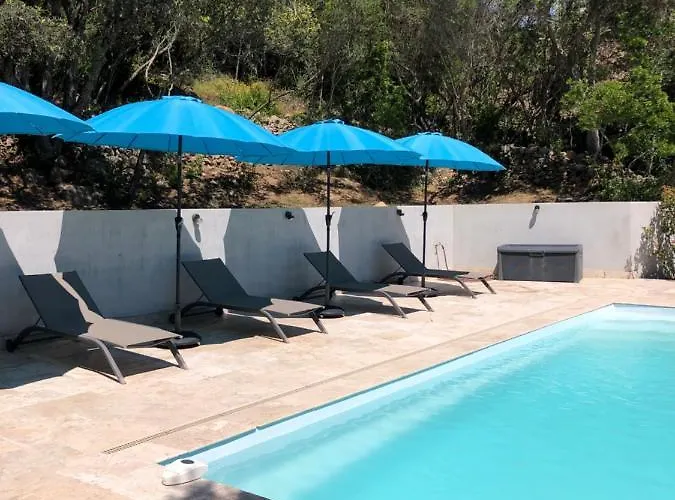 Villa Grande Maison Avec Piscine *