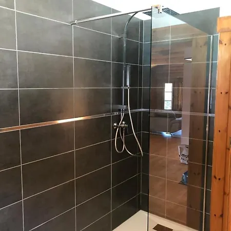 Grande Maison Avec Piscine